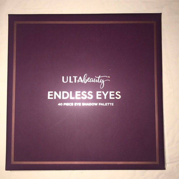 Eyeshadow palette - Picture 1 of 3